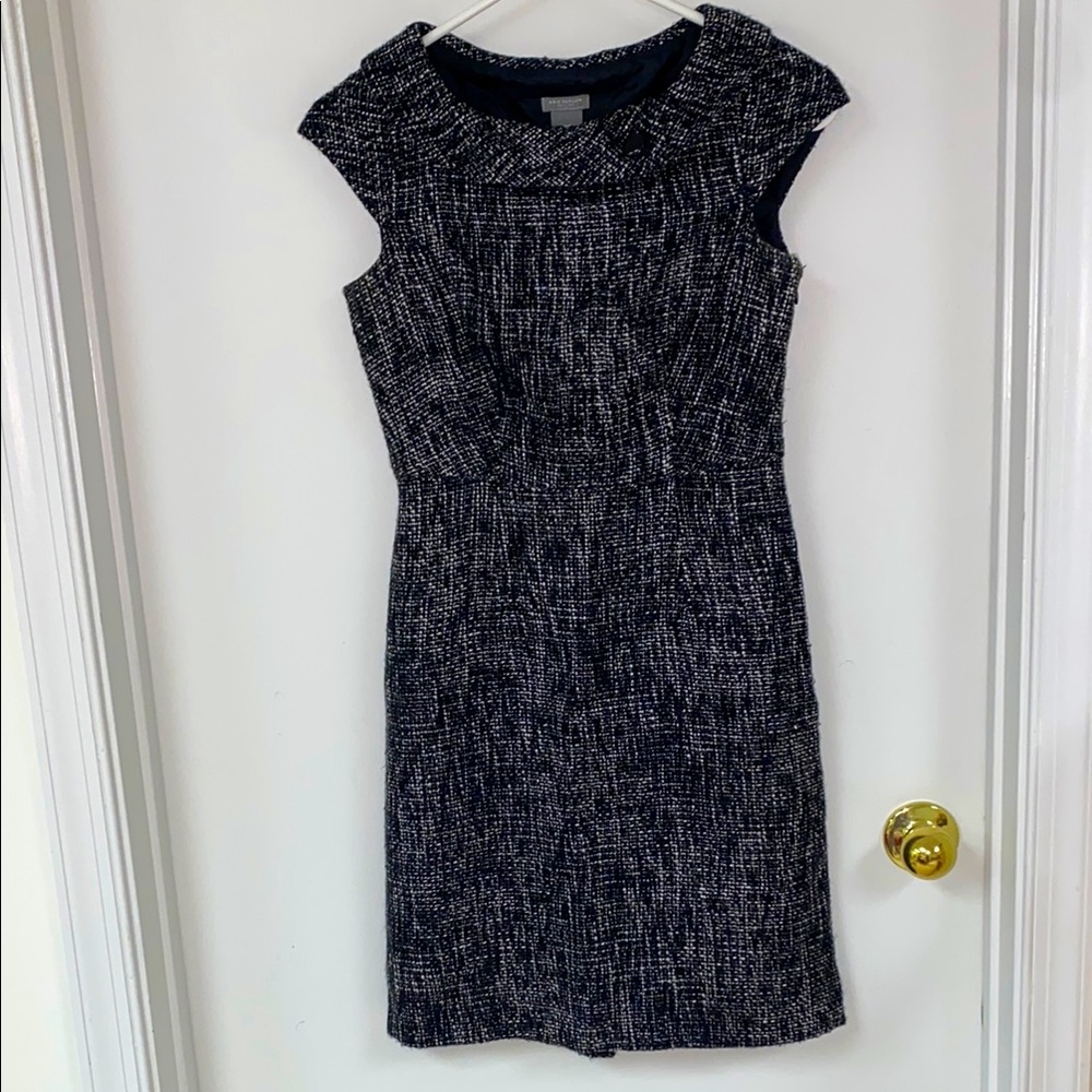 Ann Taylor tweed capsleeve dress